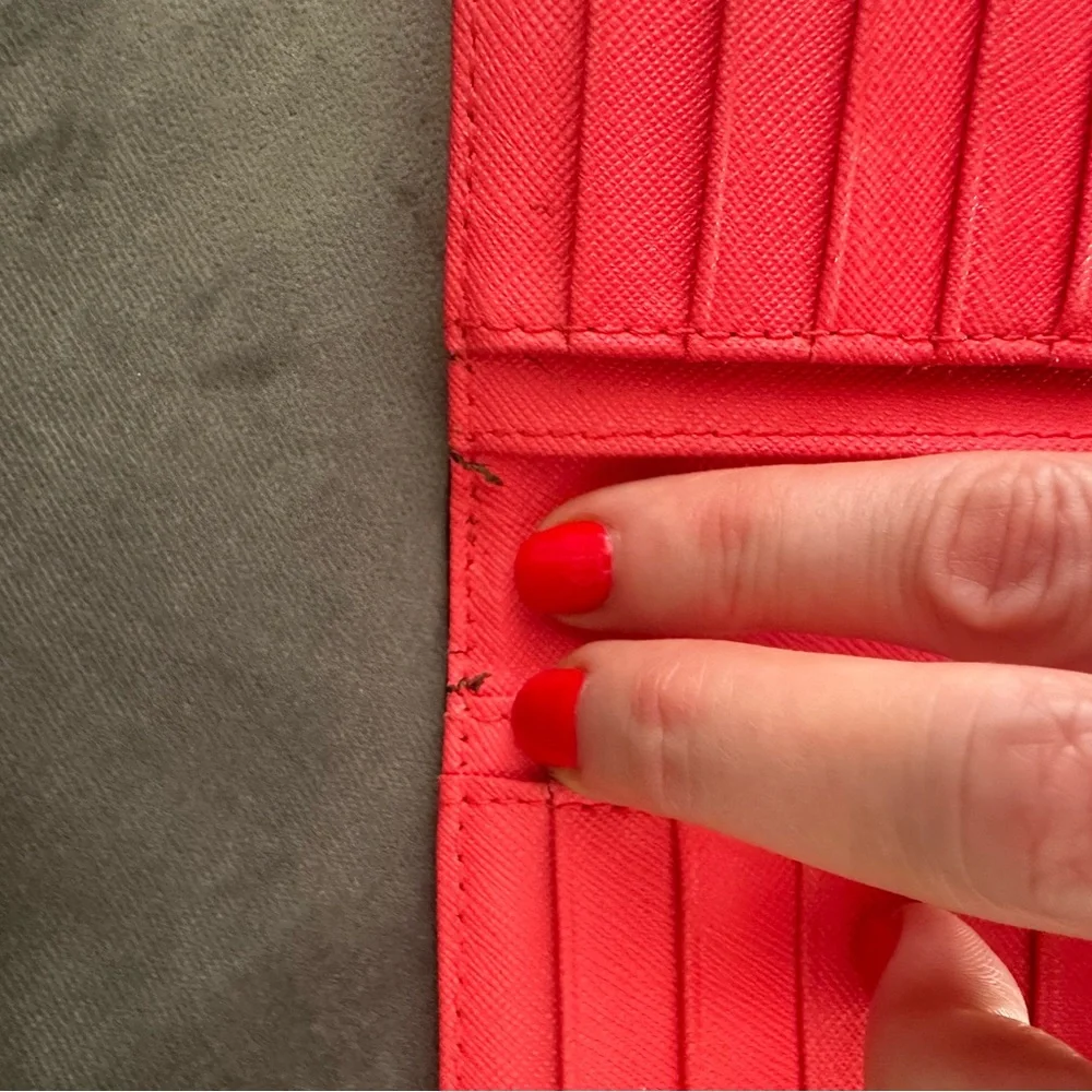 Kate Spade Wallet - Picture 5 of 5